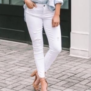 Pistola Jennifer White Lightly Distressed Ankle Jeans Mid-Rise Size 28
